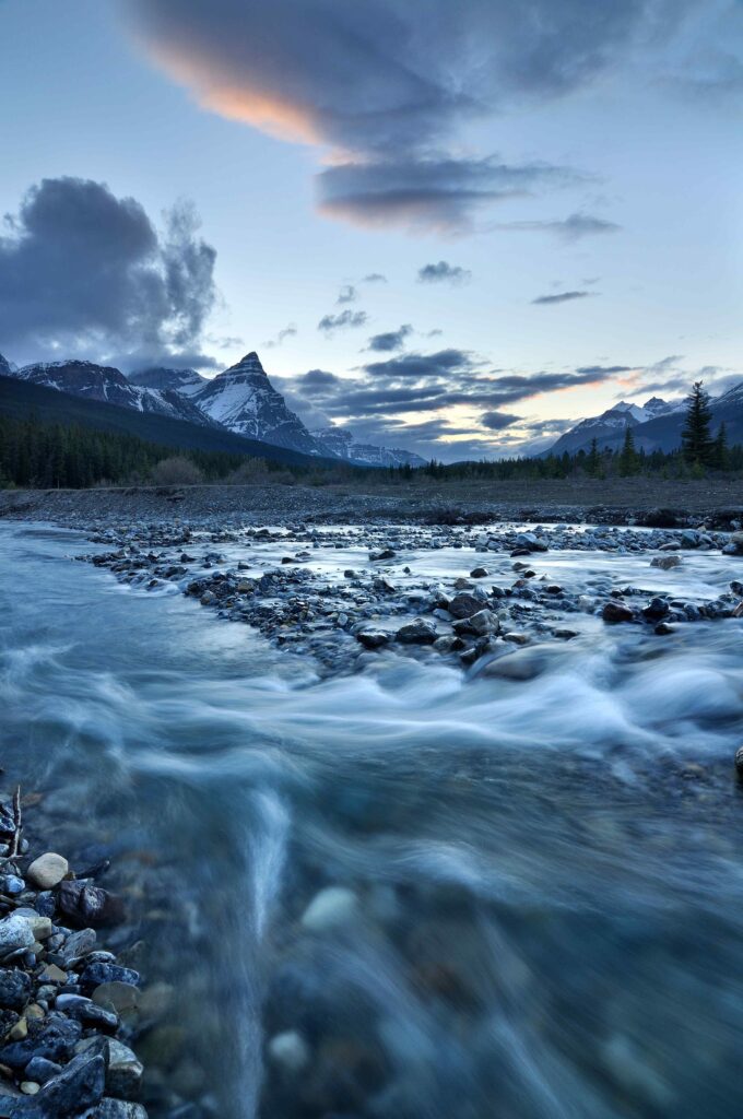 creek-diversion-aqua-barriers-cofferdam-whitewater-canada