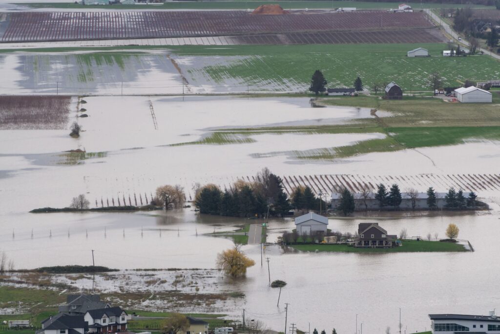 WHITEWATER-EMERGENCY-RESPONSE-Canada